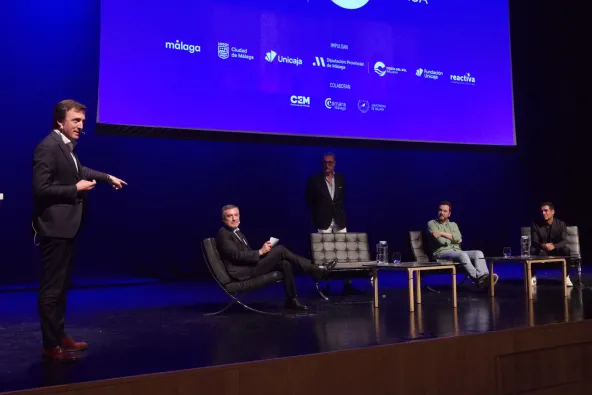 El CEO de COPE, Javier Visiers, tomó la palabra para cerrar el acto