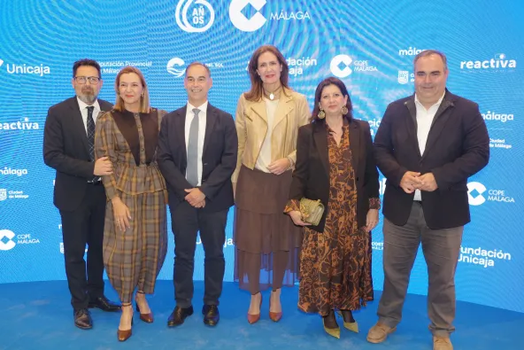 Paco Pomares, María Rosa Morales, Juan Antonio Lara, Pilar Fernández-Fígarez, Almudena Ramos y Félix Lozano